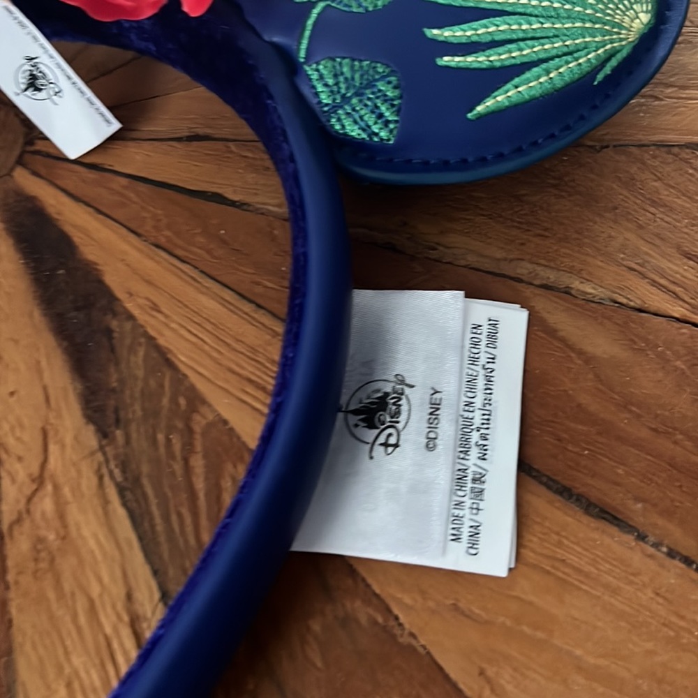 Disney Encanto themed mouse ears headband featuring fabric flowers New - Picture 7 of 10